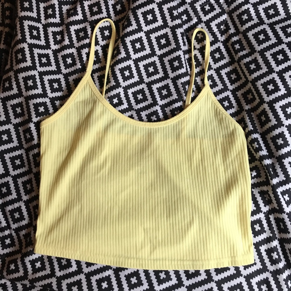 Yellow ribbed summer pacsun crop top
